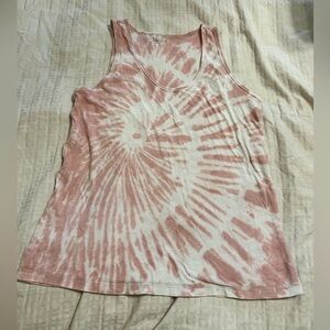 Athleta Spiral Tie-Dye Tank Top in Pink and White